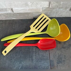 Vintage Rosti Cooking Utenails